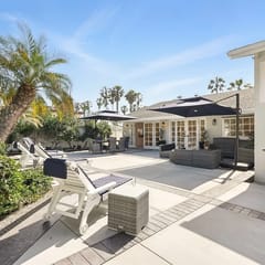 P8463 - Shores Luxury