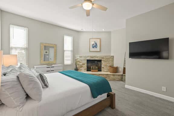 D809 - Deal Villa - Image 1