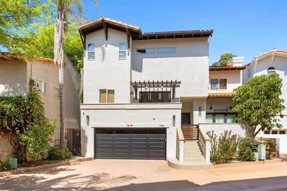 F7363 - Village Vista - Image 1